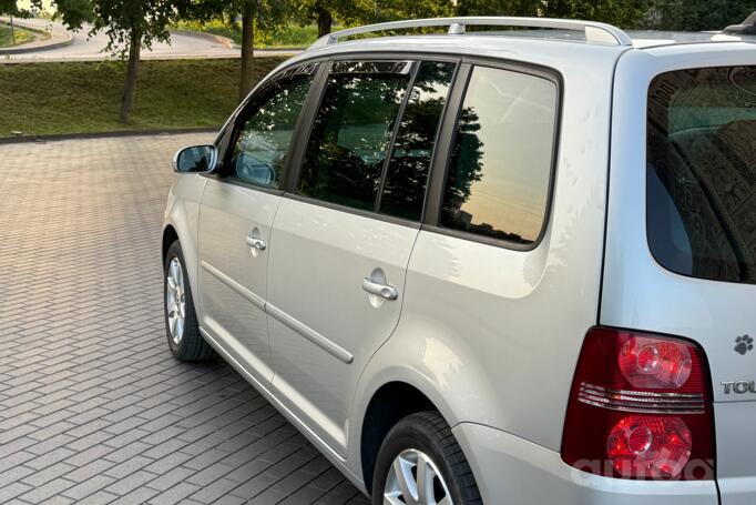 Volkswagen Touran 1 generation [restyling] Minivan 5-doors