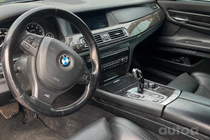 BMW 7 Series F01/F02 Sedan