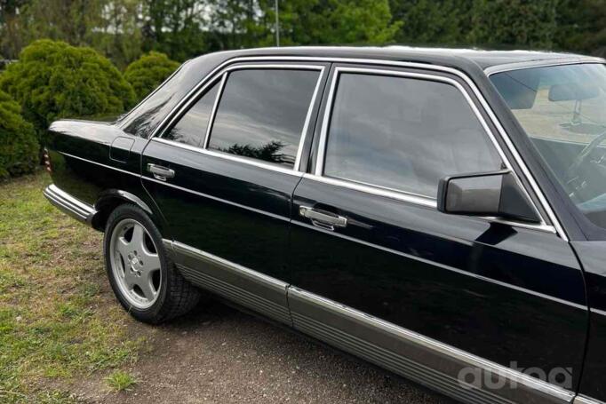 Mercedes-Benz S-Class W126 Sedan