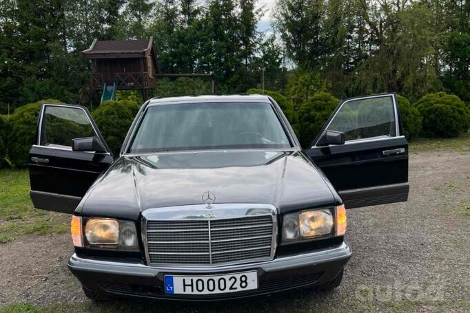 Mercedes-Benz S-Class W126 Sedan