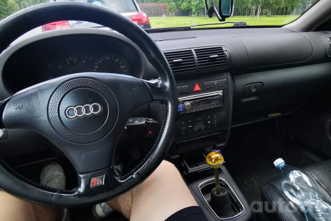 Audi A3 8L [restyling] Hatchback