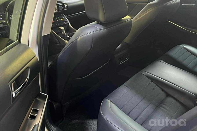 Lexus IS XE30 Sedan 4-doors