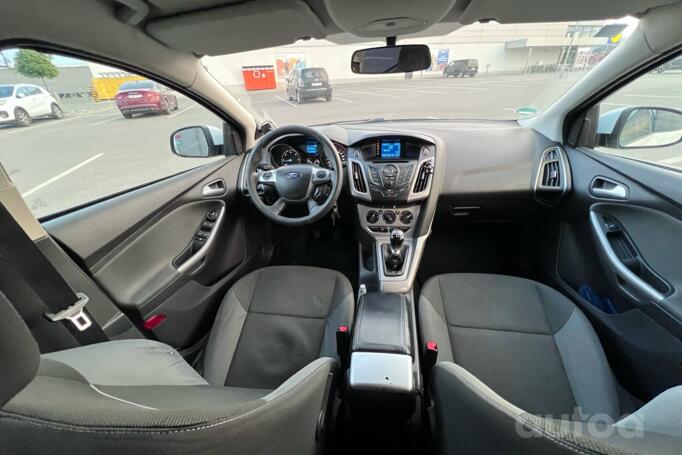 Ford Focus 3 generation Hatchback 5-doors