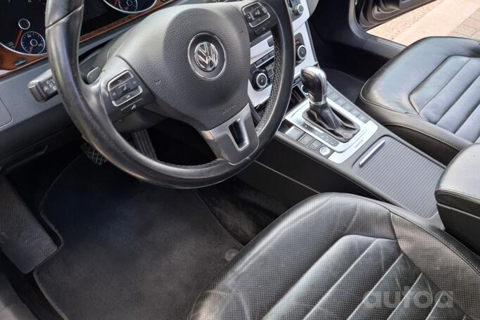 Volkswagen Passat B7 Variant Alltrack wagon 5-doors