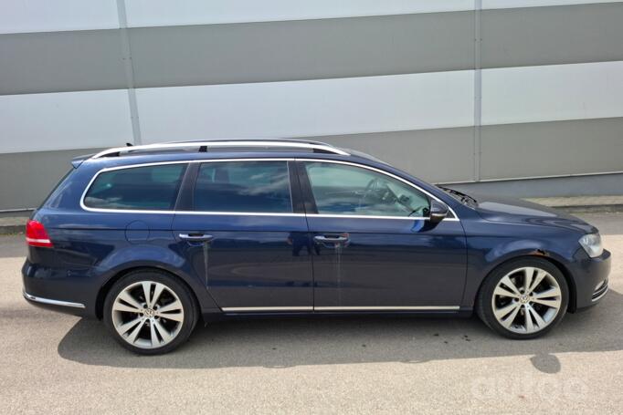 Volkswagen Passat B7 Variant Alltrack wagon 5-doors