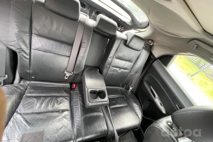 Honda Civic 8 generation Hatchback 5-doors