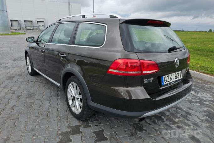 Volkswagen Passat B7 Passat Alltrack (B7)