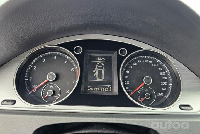 Volkswagen Passat B7 Passat Alltrack (B7)