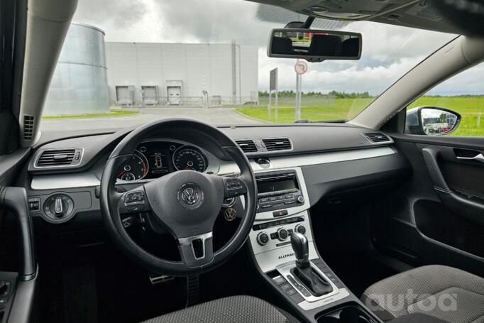 Volkswagen Passat B7 Passat Alltrack (B7)