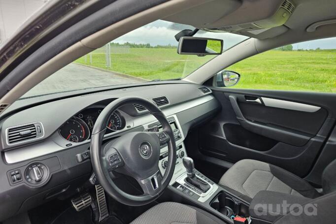 Volkswagen Passat B7 Passat Alltrack (B7)