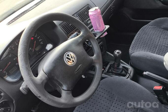Volkswagen Golf 4 generation Hatchback 5-doors