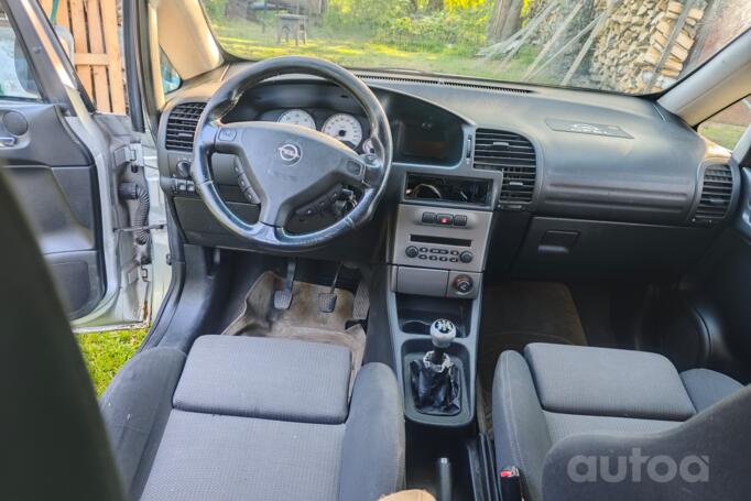 Opel Zafira A [restyling] Minivan 5-doors