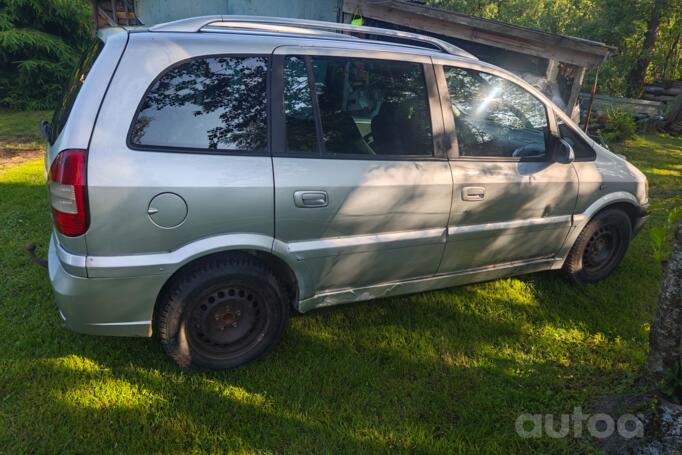 Opel Zafira A [restyling] Minivan 5-doors