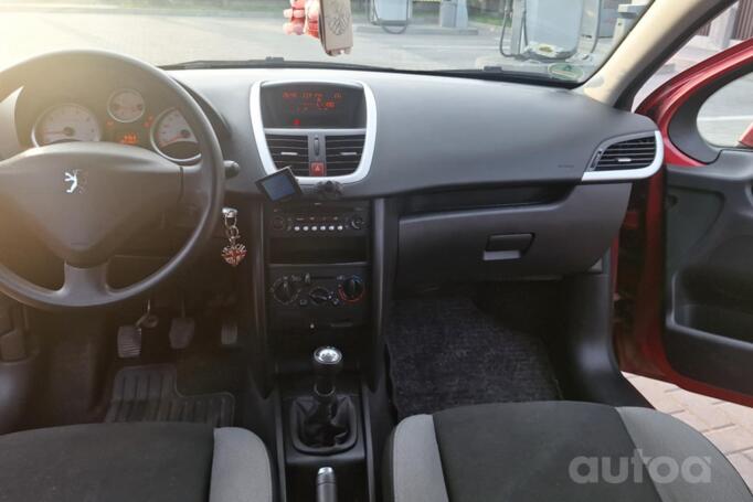 Peugeot 207 1 generation Hatchback 5-doors