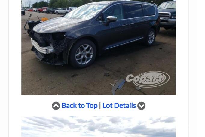 Chrysler Pacifica 2 generation Minivan