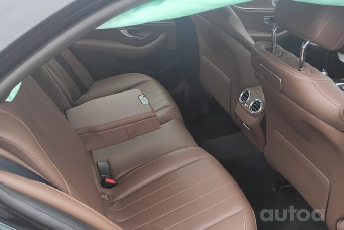 Mercedes-Benz E-Class W213/S213/C238/A238 Sedan 4-doors