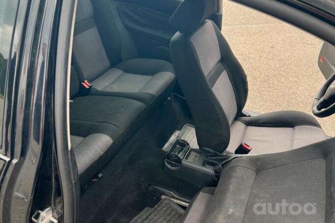 Volkswagen Golf 4 generation Hatchback 3-doors