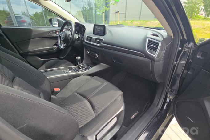 Mazda 3 BM [restyling] Hatchback