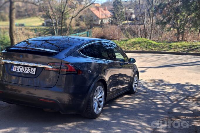 Tesla Model X 1 generation Crossover
