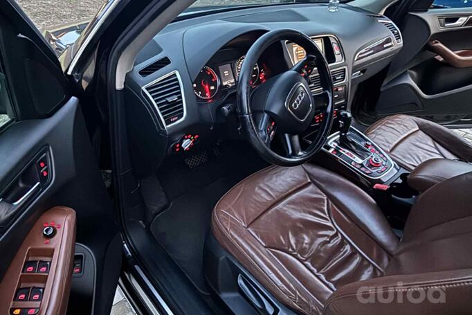 Audi Q5 8R Crossover
