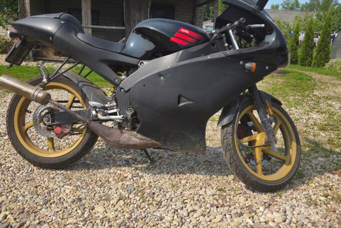 Aprilia RS