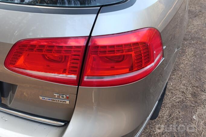 Volkswagen Passat B7 Variant wagon 5-doors