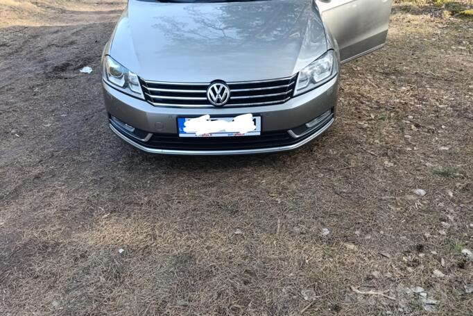 Volkswagen Passat B7 Variant wagon 5-doors