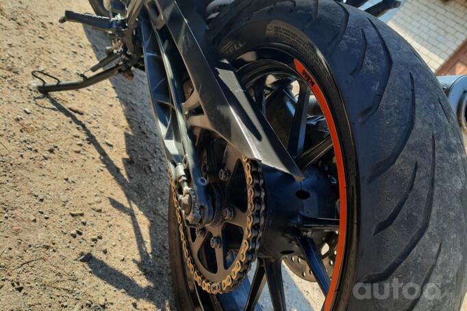 KTM Duke