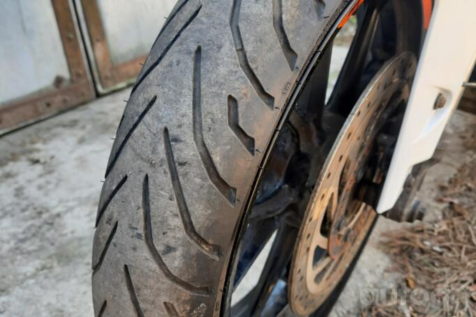 KTM Duke