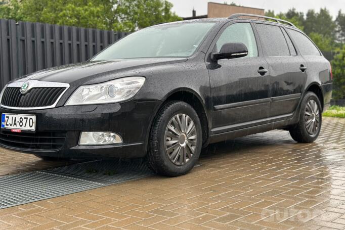 Skoda Octavia 2 generation [restyling] Combi wagon 5-doors
