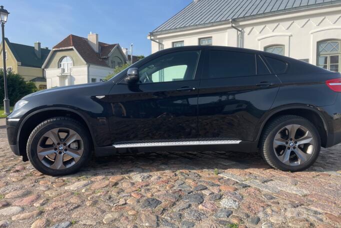 BMW X6 E71/E72 Sports Activity Coupe crossover