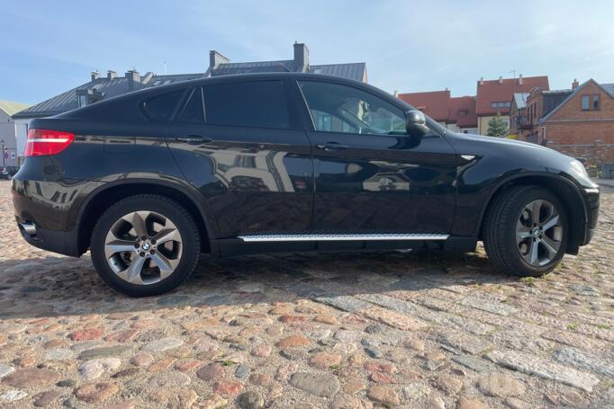 BMW X6 E71/E72 Sports Activity Coupe crossover