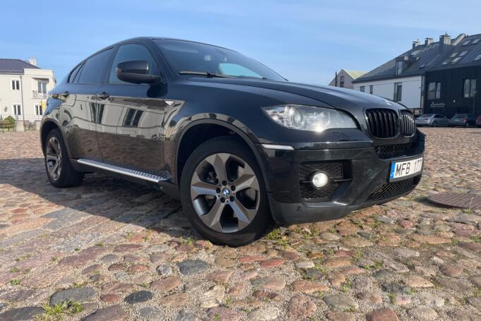BMW X6 E71/E72 Sports Activity Coupe crossover