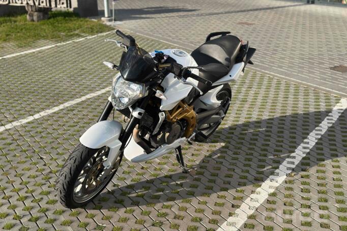 Aprilia Shiver
