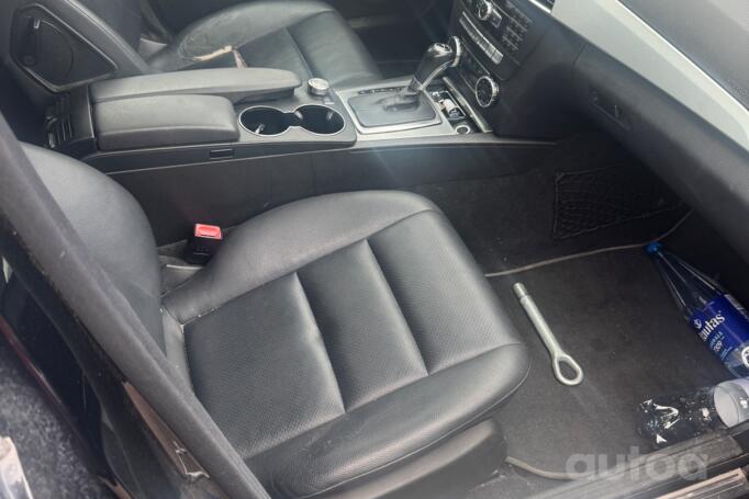Mercedes-Benz C-Class W204/S204/C204 [restyling] Sedan 4-doors