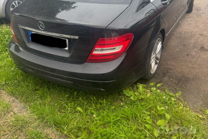 Mercedes-Benz C-Class W204/S204/C204 [restyling] Sedan 4-doors