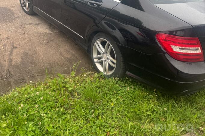 Mercedes-Benz C-Class W204/S204/C204 [restyling] Sedan 4-doors