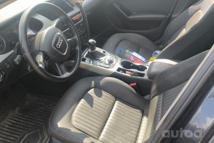 Audi A4 B8/8K Sedan 4-doors