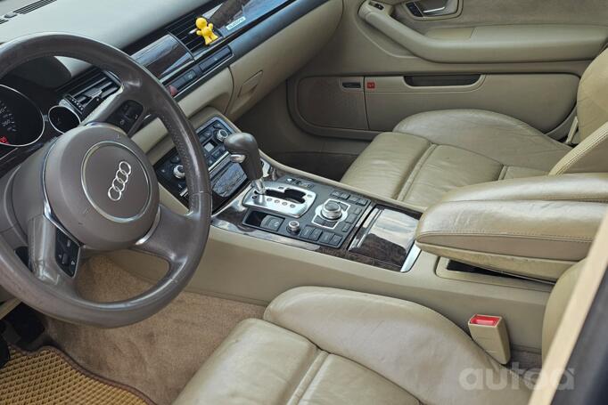 Audi A8 D3/4E Sedan