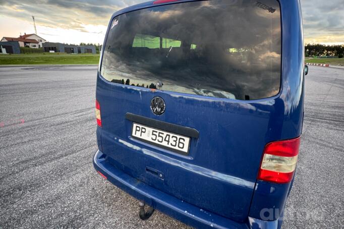 Volkswagen Transporter T5 Minivan 4-doors