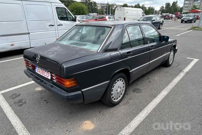 Mercedes-Benz 190 (W201) 1 generation