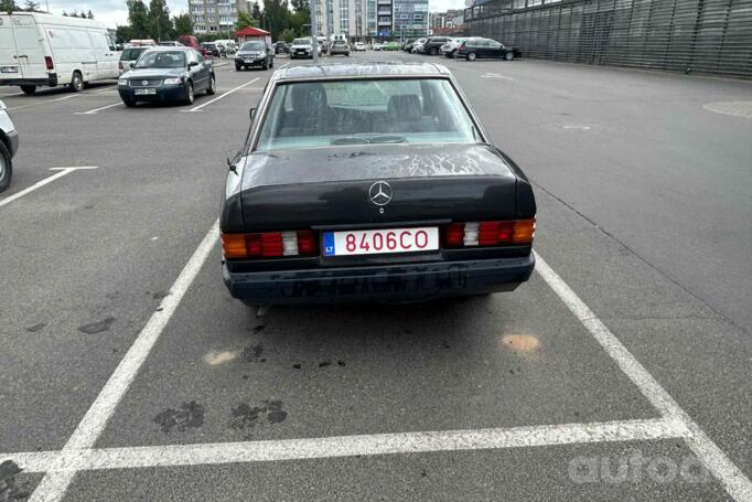 Mercedes-Benz 190 (W201) 1 generation
