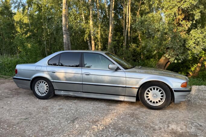 BMW 7 Series E38 Sedan