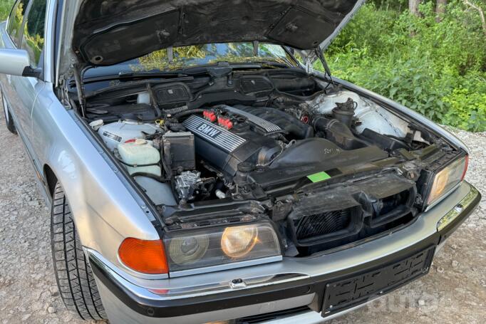 BMW 7 Series E38 Sedan