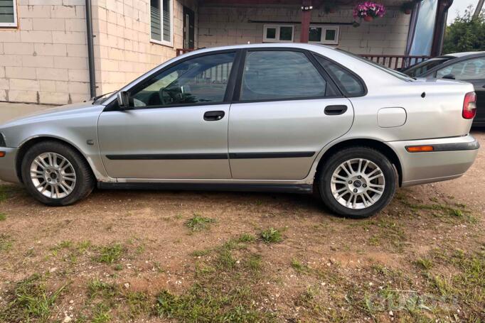 Volvo S40