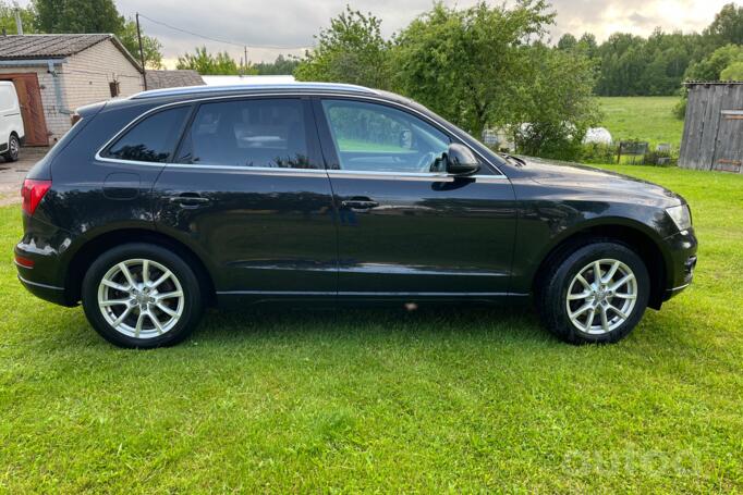 Audi Q5 8R Crossover