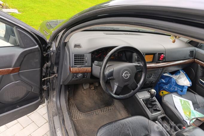 Opel Vectra C Sedan 4-doors