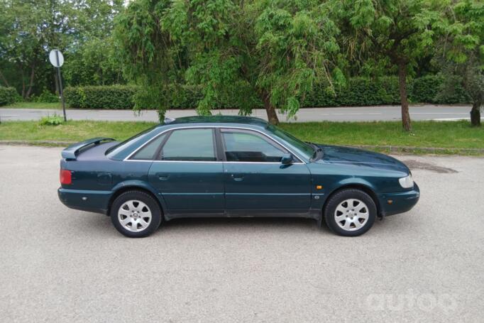 Audi A6 4B/C5 wagon 5-doors