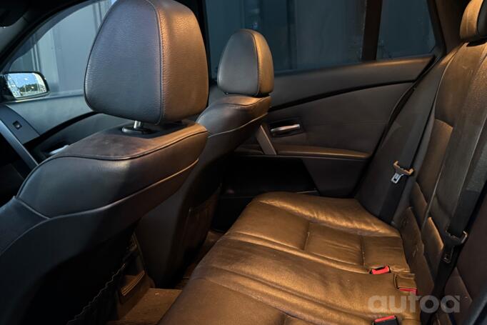 BMW 5 Series E60/E61 Touring wagon