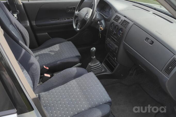 Daihatsu Sirion 1 generation [restyling] Hatchback